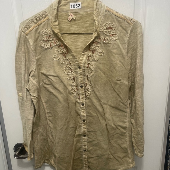 Reba Beige Button Down Shirt with Embroidery - Picture 10 of 10